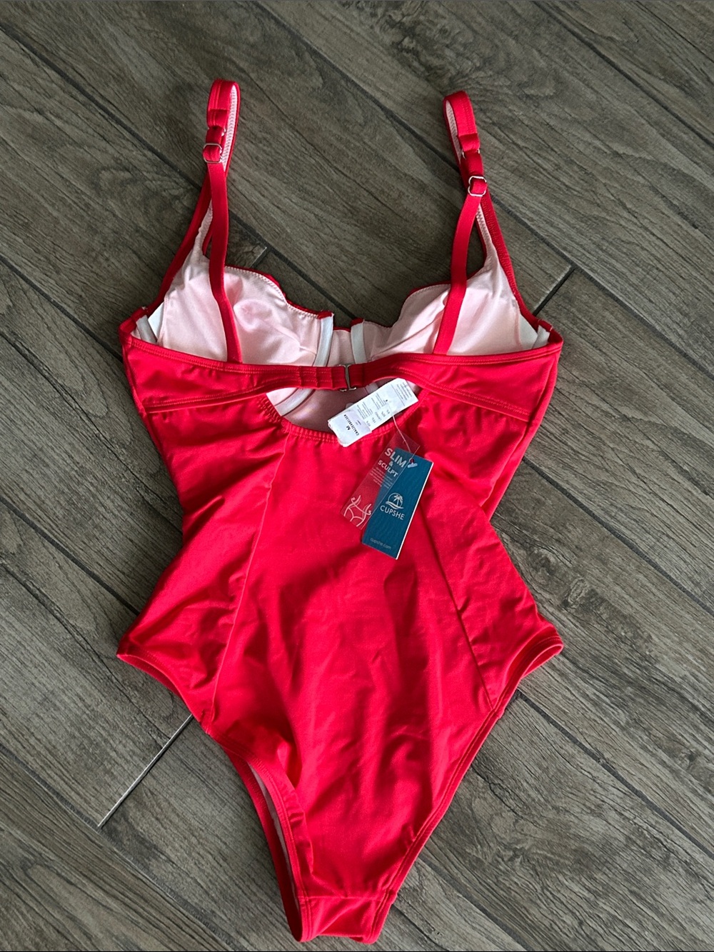 NWT..Cupshe Bright Red Underwire One-Piece Swimsuit - Picture 3 of 5